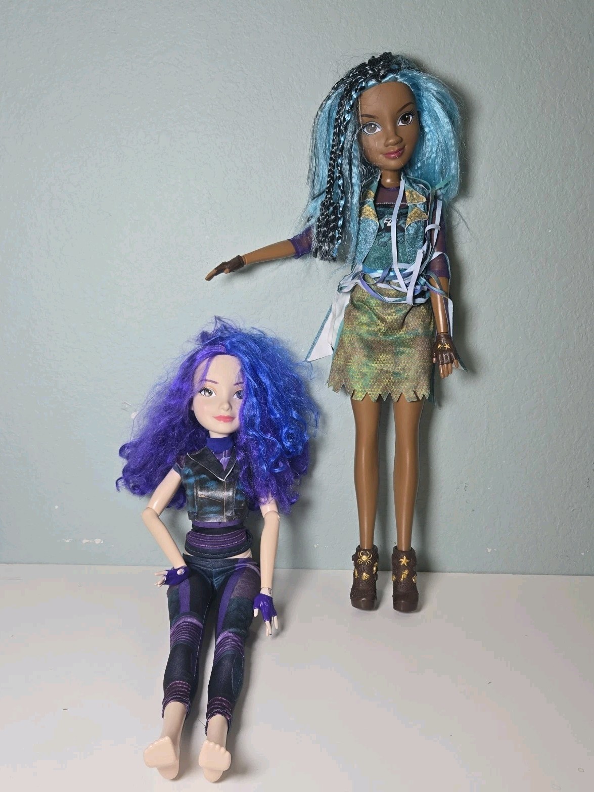 Disney Just Play Descendants 3 Mal & Uma 28" Dolls Lot of 2 Read