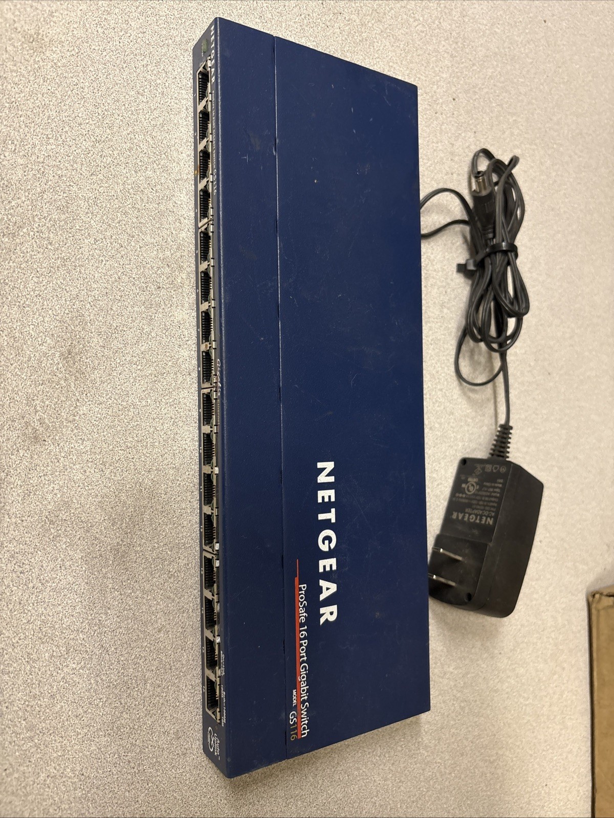 NETGEAR  ProSafe (GS116) 16-Ports External Switch