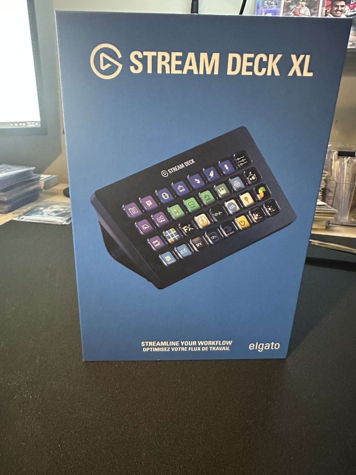 Elgato - Stream Deck XL Wired Keypad with Back Lighting - Black