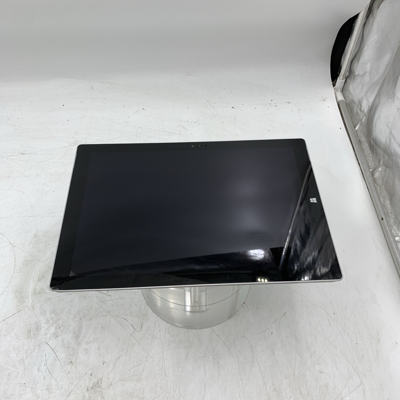 Microsoft Surface Pro 3 64GB Tablet - Silver. For Repair. Untested