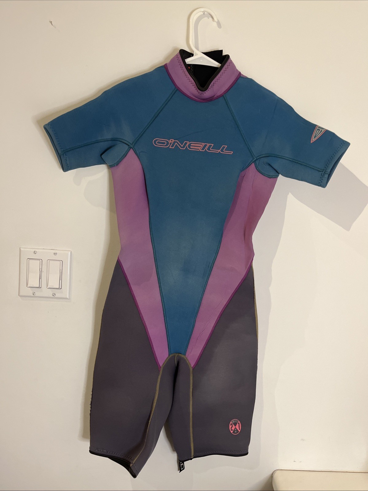 O ‘Neill Elite Wet Suit Women’s XS/S -Very Faded/Used