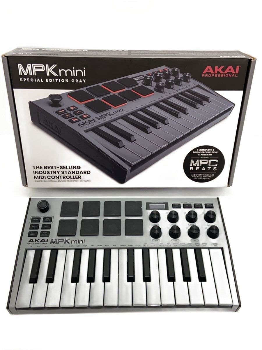 AKAI Synthesizer MPK mini Used