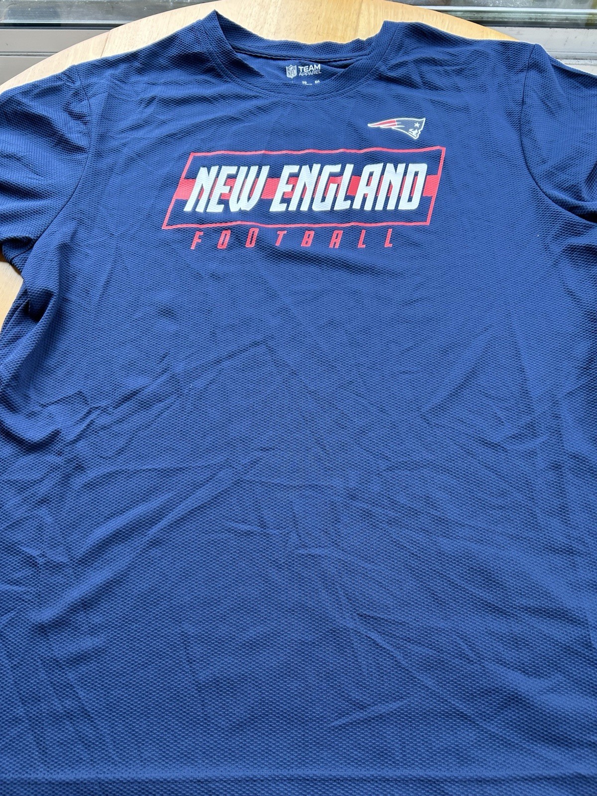 New England Official NFL Patriots XL Men’s Shirt Blue