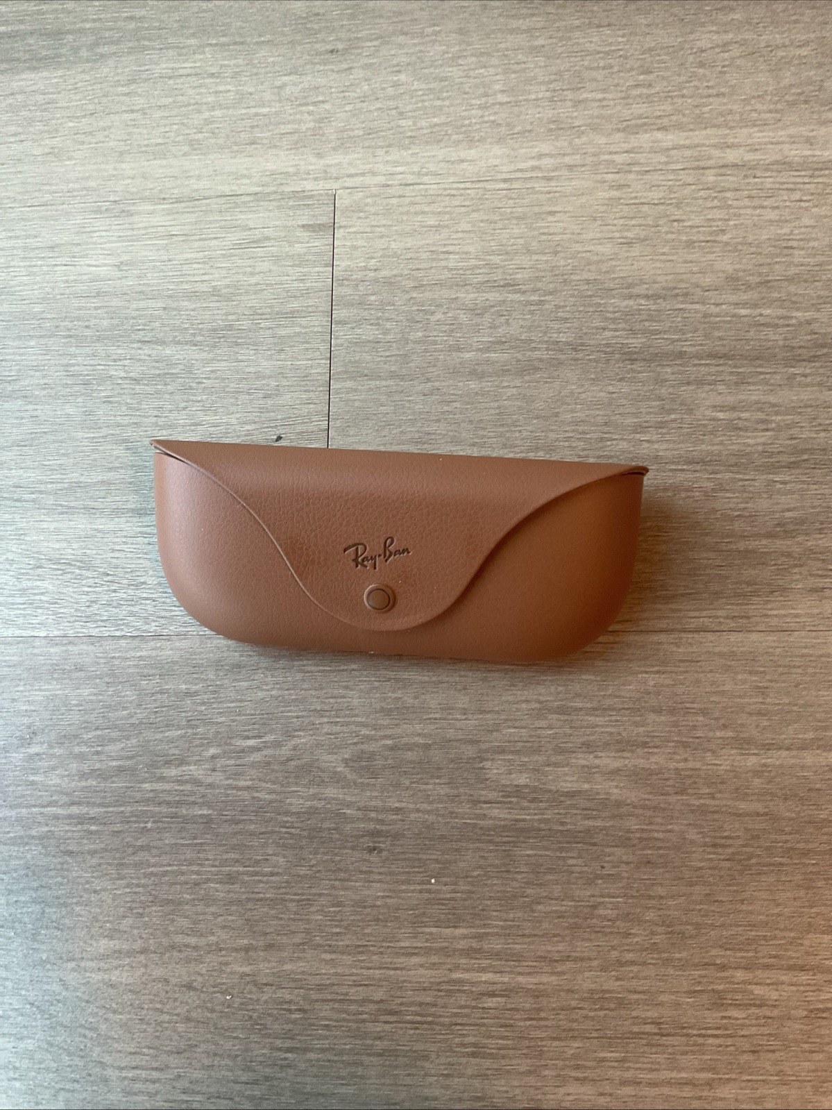 Ray-Ban Meta Wayfarer Glasses Charging Case Brown, Unisex, 1AT2414A00