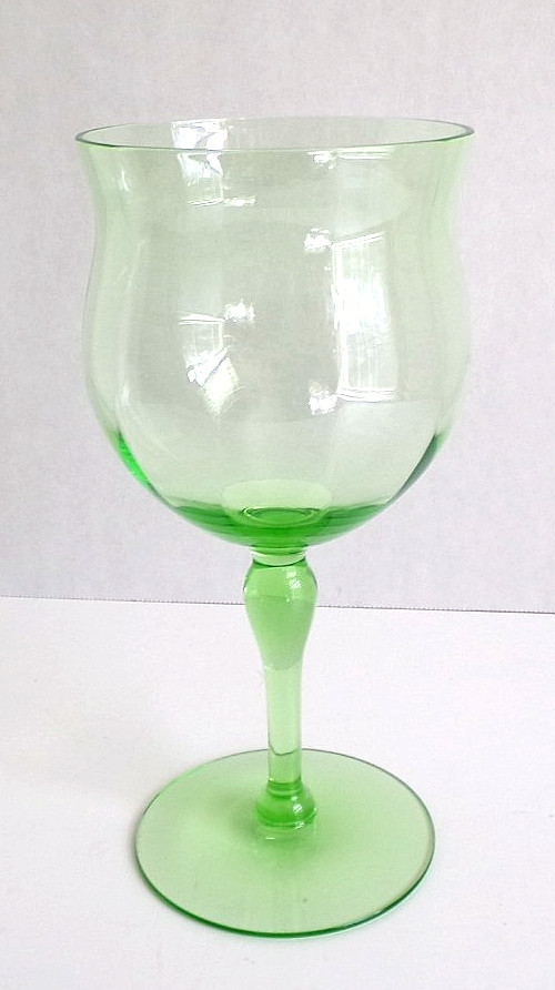 VINTAGE TIFFIN-FRANCISCAN GREEN OPTIC URANIUM GLASS  WATER GOBLET 6.6”