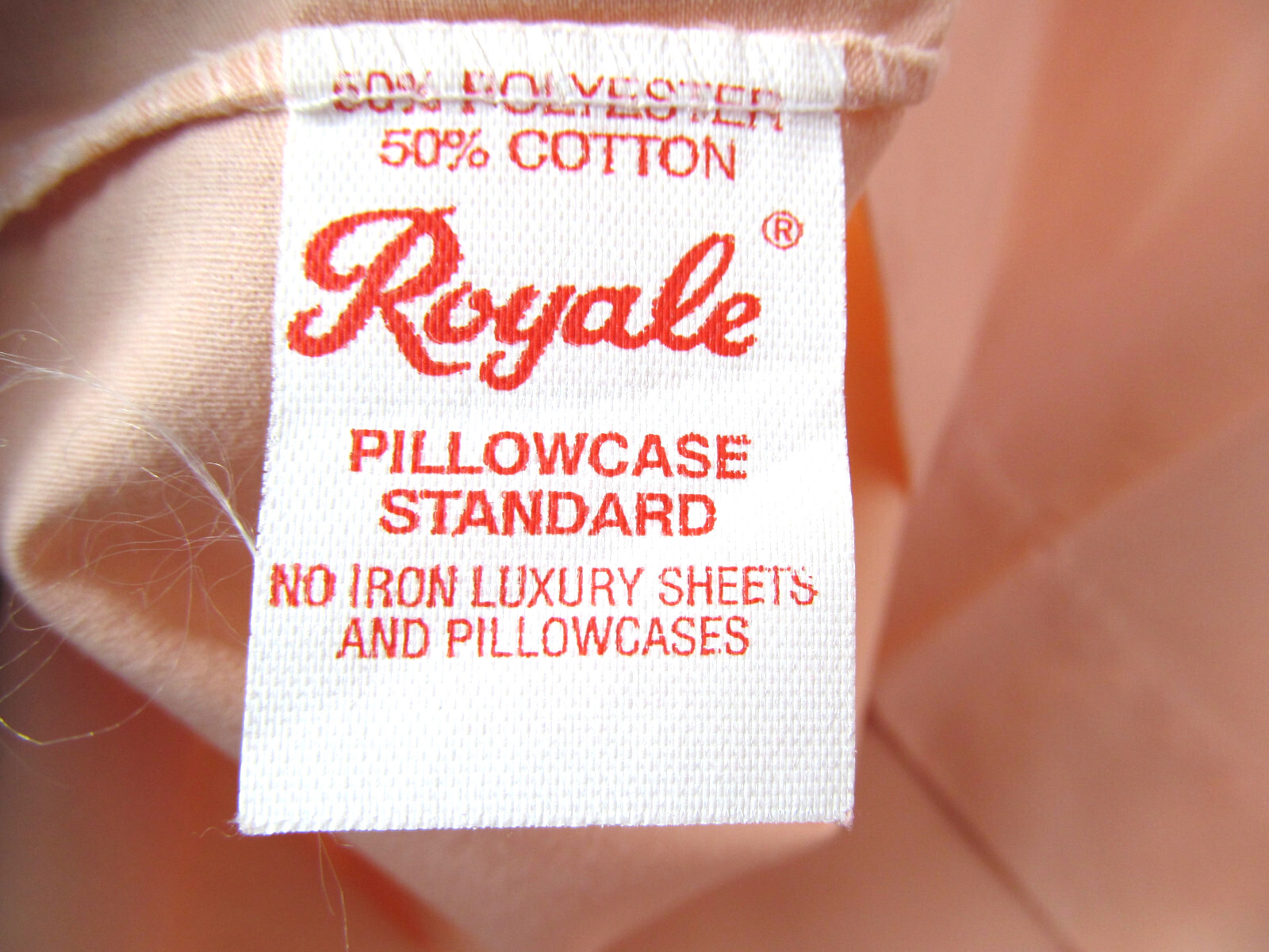 2 Pillowcase Set Solid Peach Royale Standard Pair No Iron Vintage Z3
