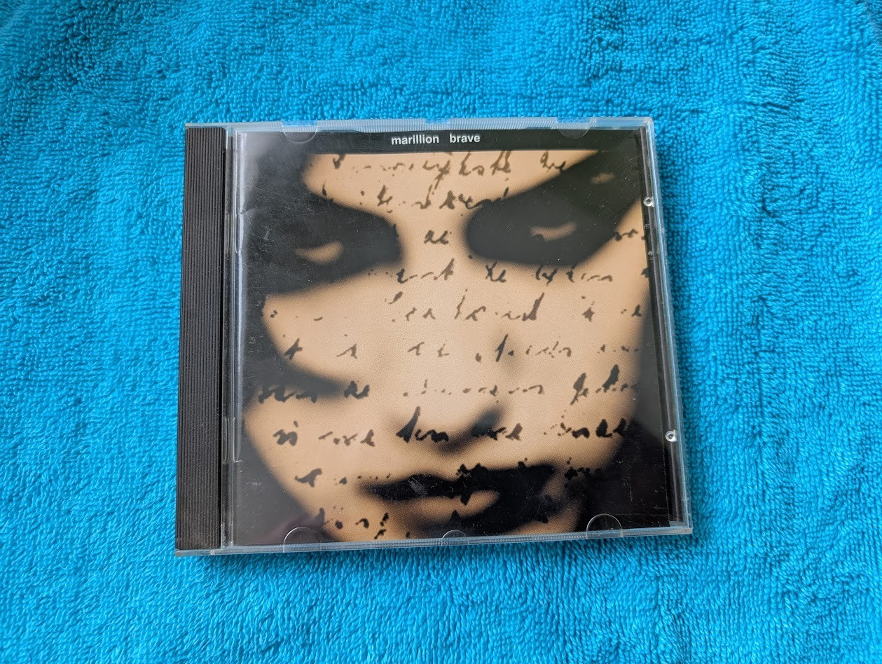 Marillion – Brave - CD EMI Music Canada – E2 724382803225