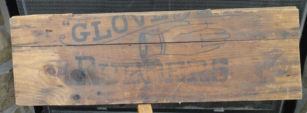 antique PRIMITIVE WOOD LADIES GLOVES and RUBBERS STORE SIGN 26" x 8.5" 