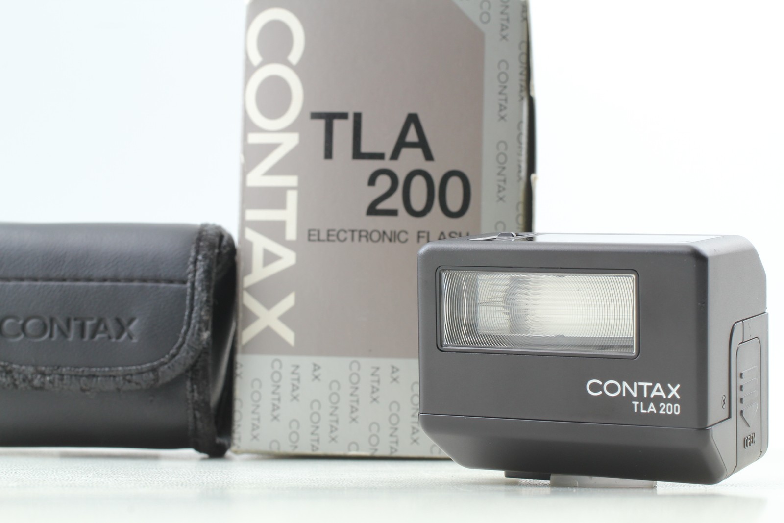 [MINT in BOX] Contax TLA200 200 BLACK Shoe Mount Flash G1 G2 from JAPAN