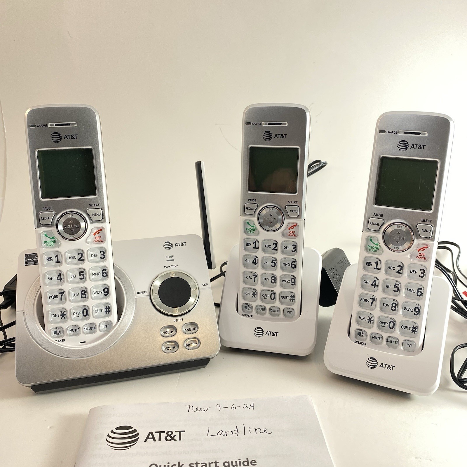 AT&T EL52319 3-Handset Cordless Answering System Gray
