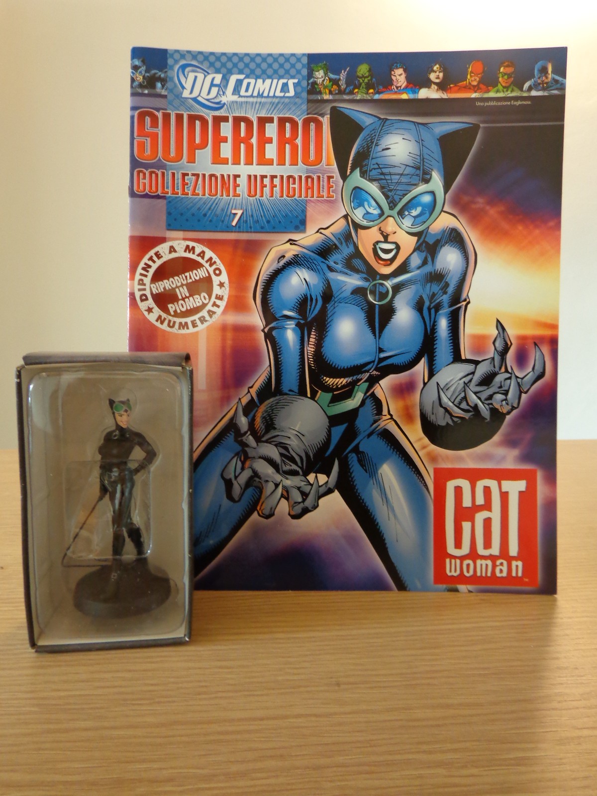 DC Comics Lead Superheroes No.7 Cat Woman NEW Eaglemoss Paper ▓