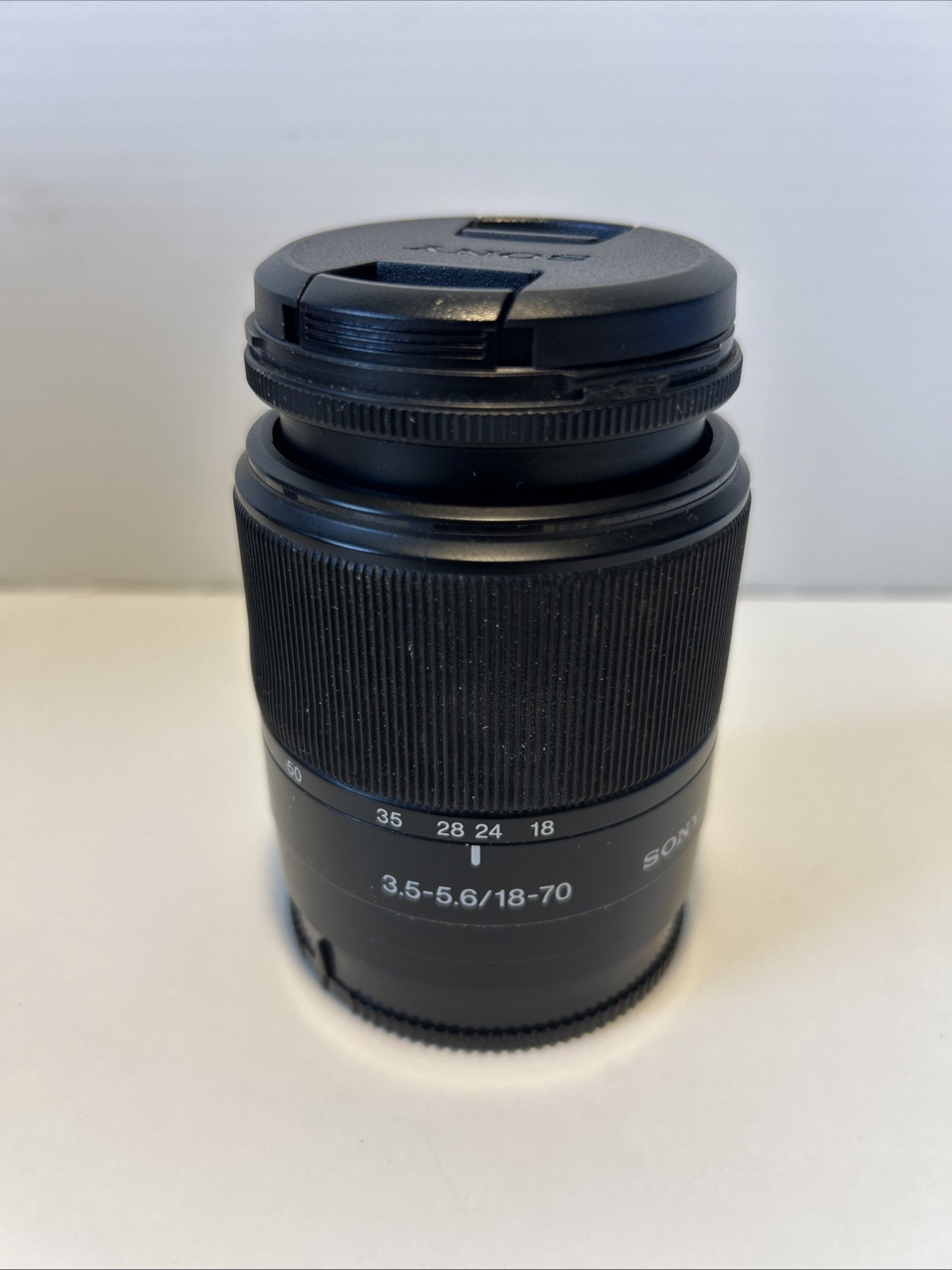 Sony 18-70mm f/3.5-5.6 DT Lens for Sony Alpha A mount DSLR Camera