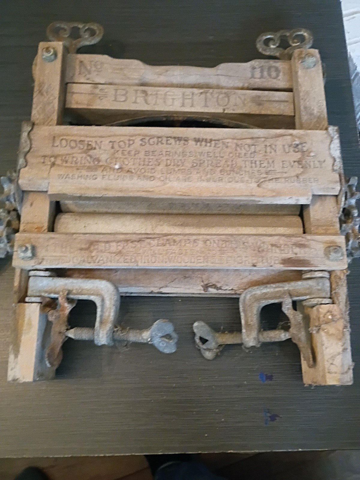 Vintage Brighton No. 110 Wood Clothes Wringer Primitive Farmhouse Decor Antique