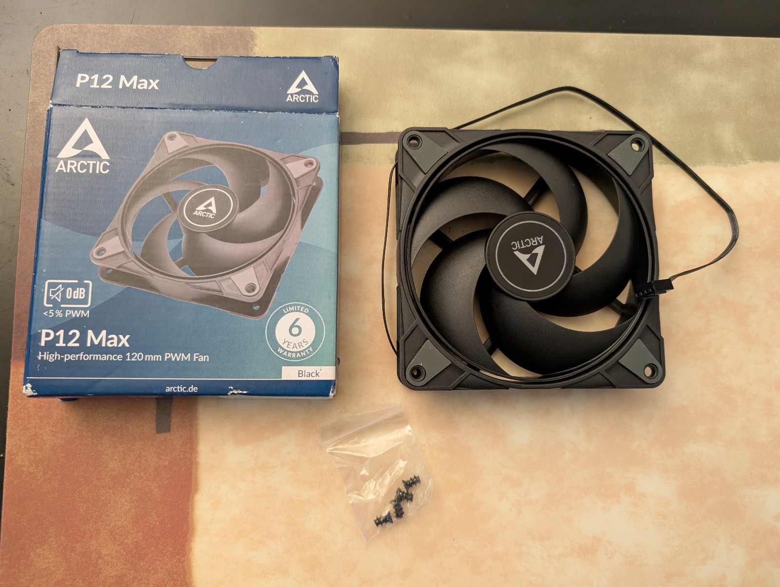 ARCTIC P12 Max 120mm Case Fan - Black