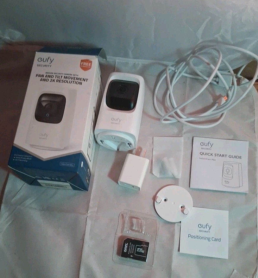 eufy Security Anker Solo Indoor Mini Cam 2K Wired Surveillance Camera NOB
