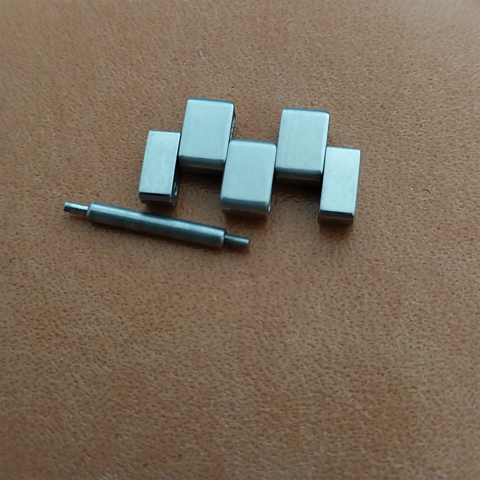 1960s-1970s Kreisler Stelux Stainless Steel Vintage Watch Band Link 