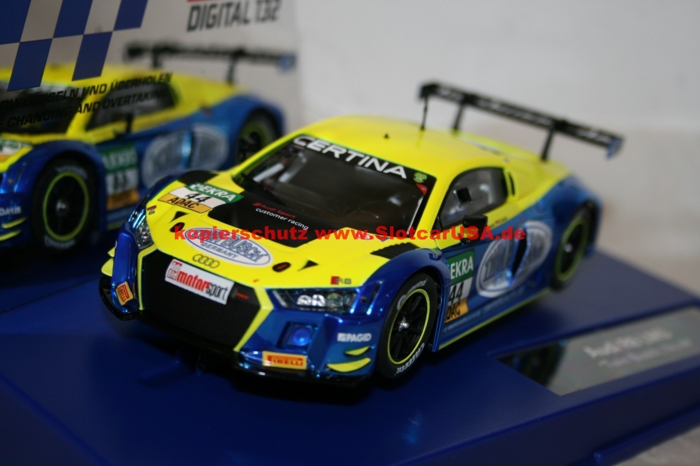 Carrera Digital 132 30851 Audi R8 LMS TWIN BUSCH No. 44