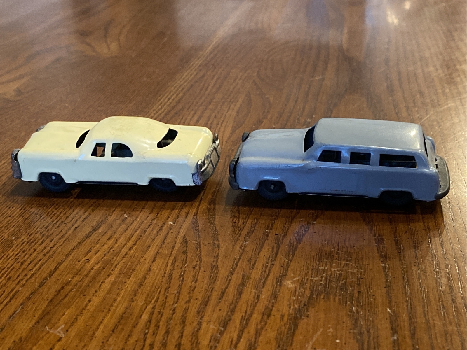 Linemar MAR Toys Marx Tin Litho Friction Lot 2 Cars Blue Gray Cream White AS IS