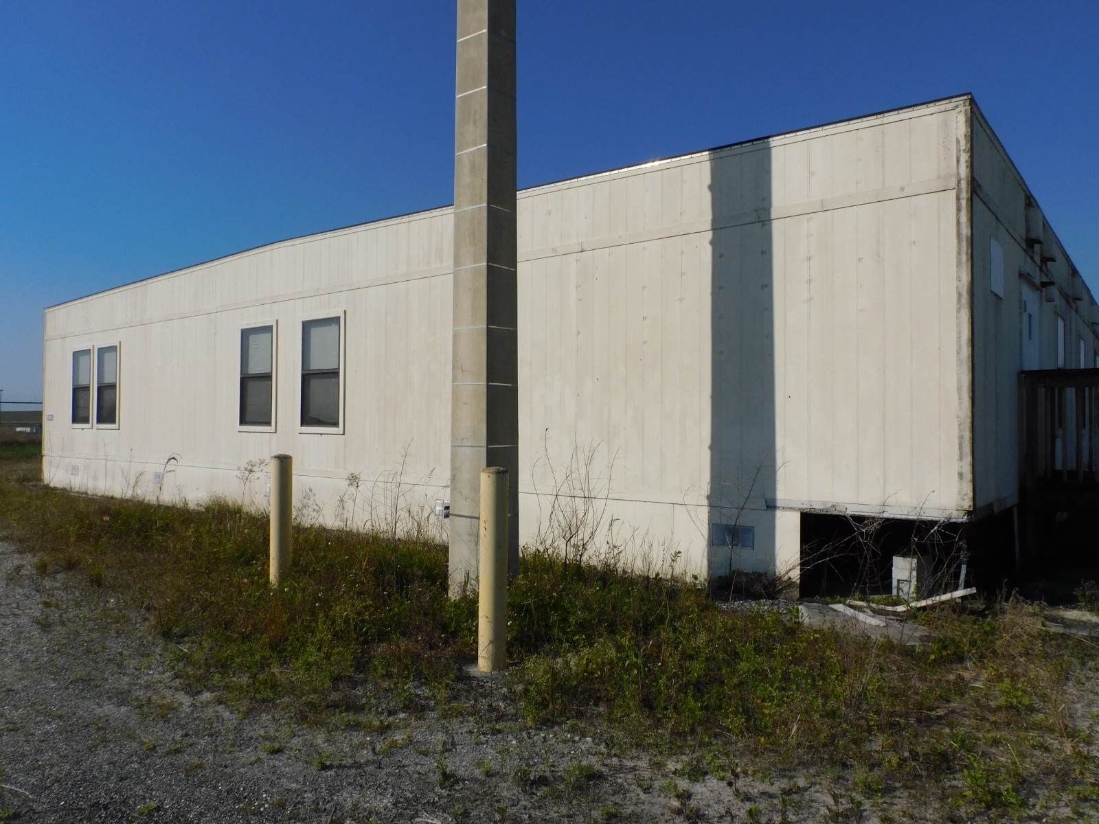 60x70 Portable Office Trailer Building. Delivery and setup available