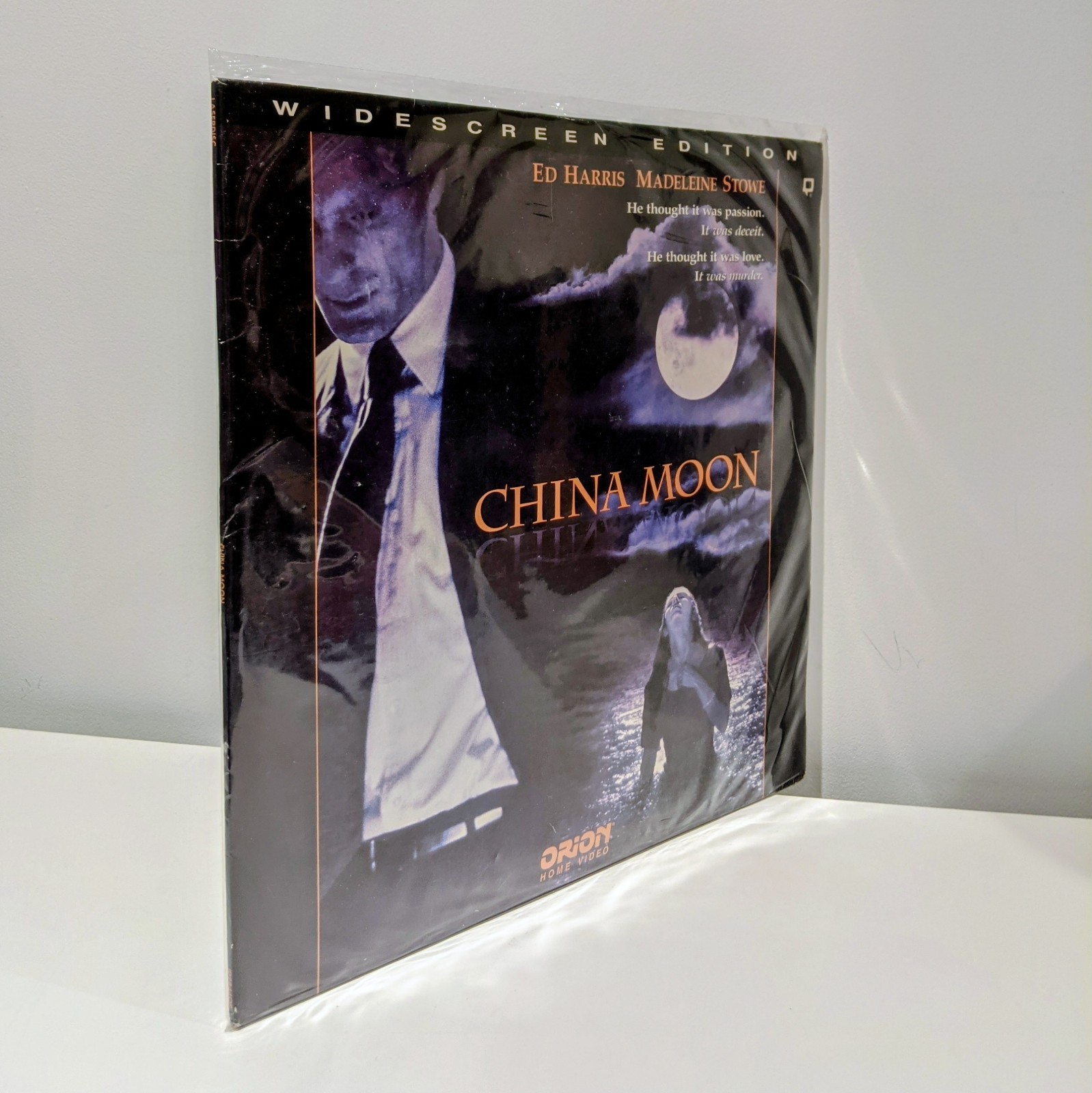 China Moon NTSC Widescreen Laserdisc Ed Harris Madeleine Stowe
