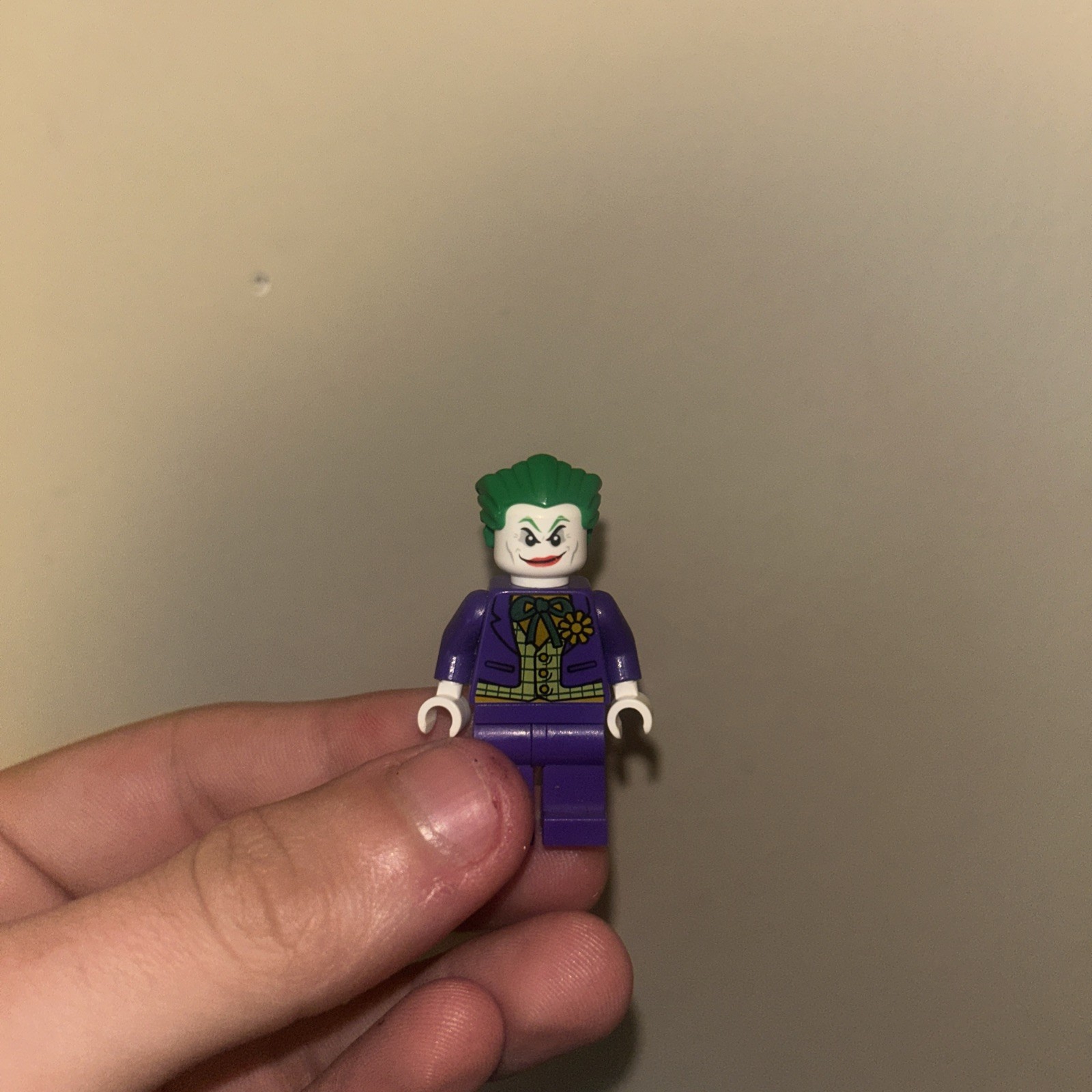 LEGO DC Comics Super Heroes The Joker Minifigure sh005