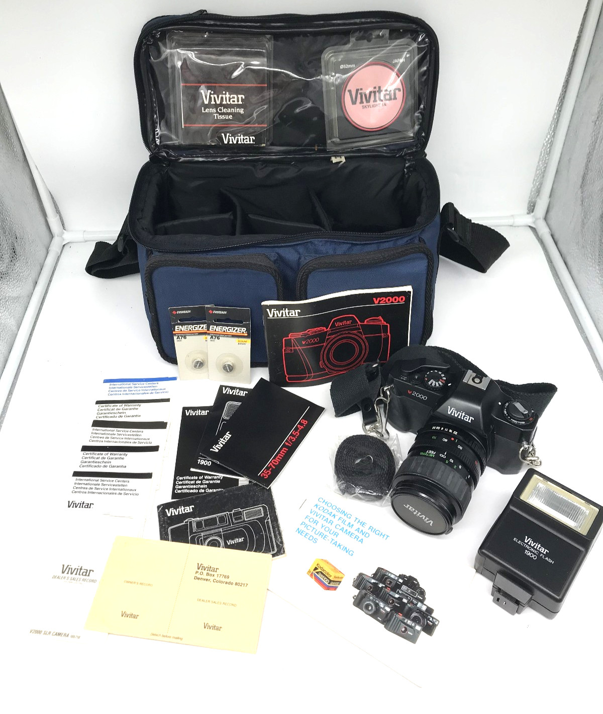 Vivitar V2000 35mm SLR Film Camera w/ 35-70mm Lens Strap Bag Manuals Flash - Kit