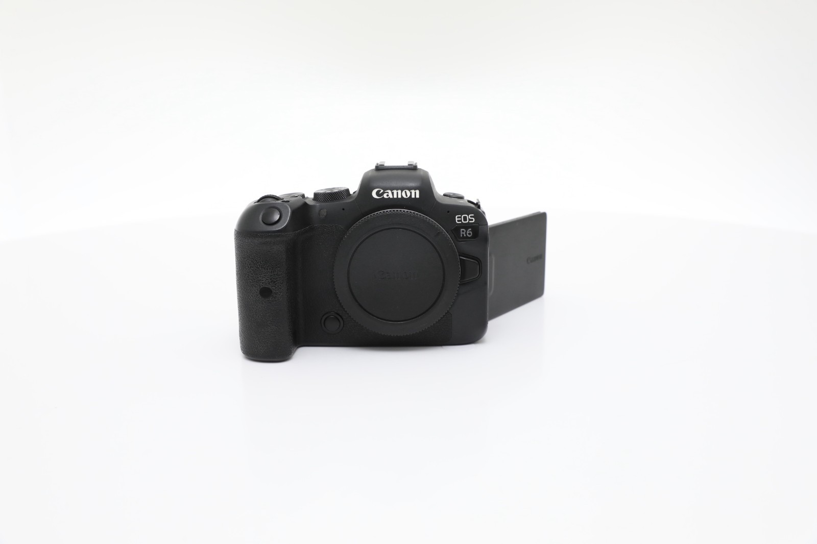 Canon EOS R6 - Very Good Condition Shutter Count 482,000
