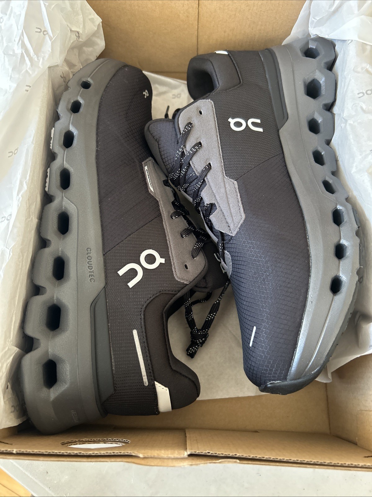 On Cloud Cloudrunner 2 Waterproof WP Running Shoes. Men’s Size 9.5  Magnet Black