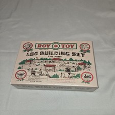 Roy Toy Log Building Set - The Farm 