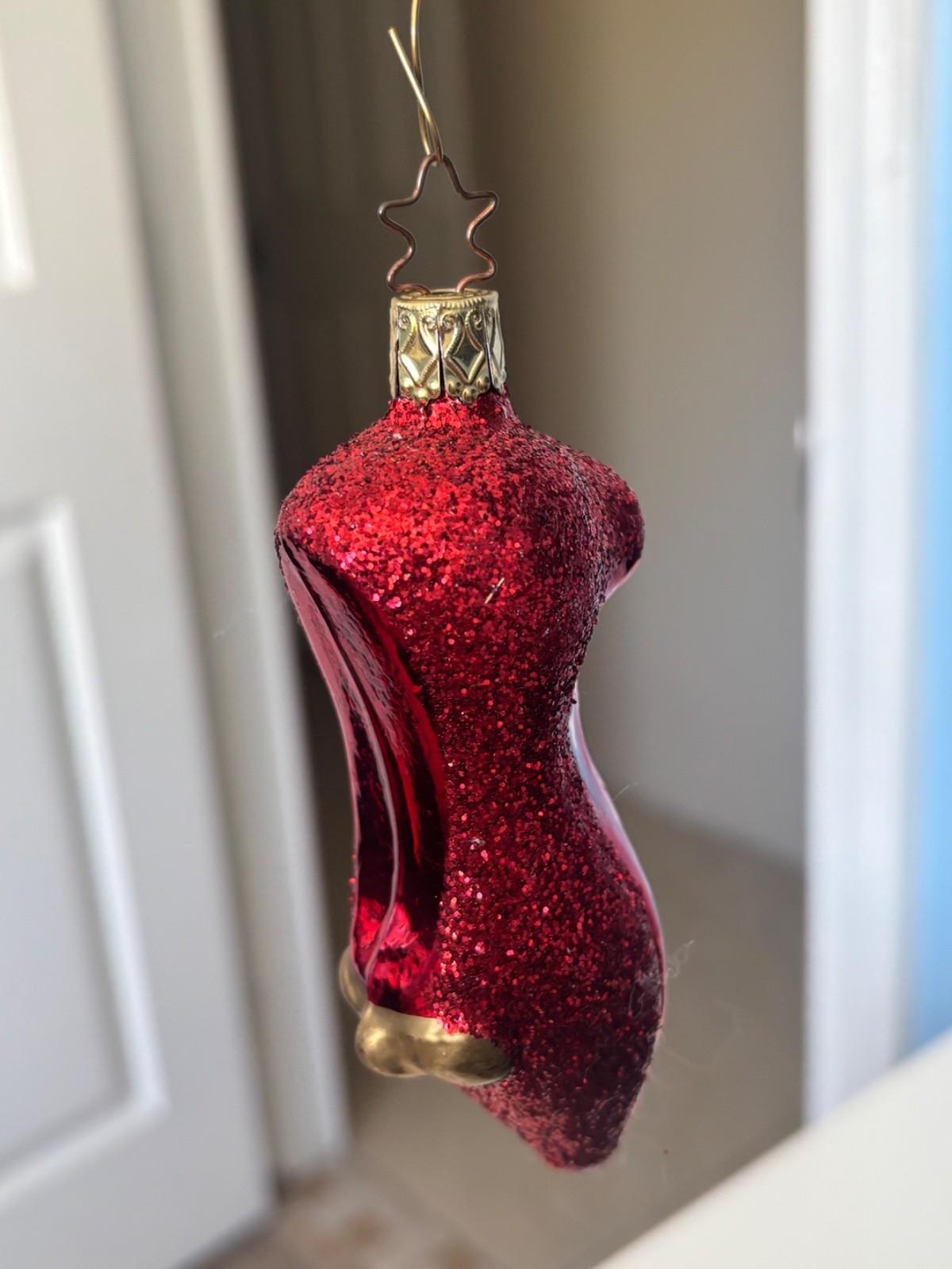 2001 Old World Christmas Wizard Of Oz Ruby Slipper Glass Ornament 4"