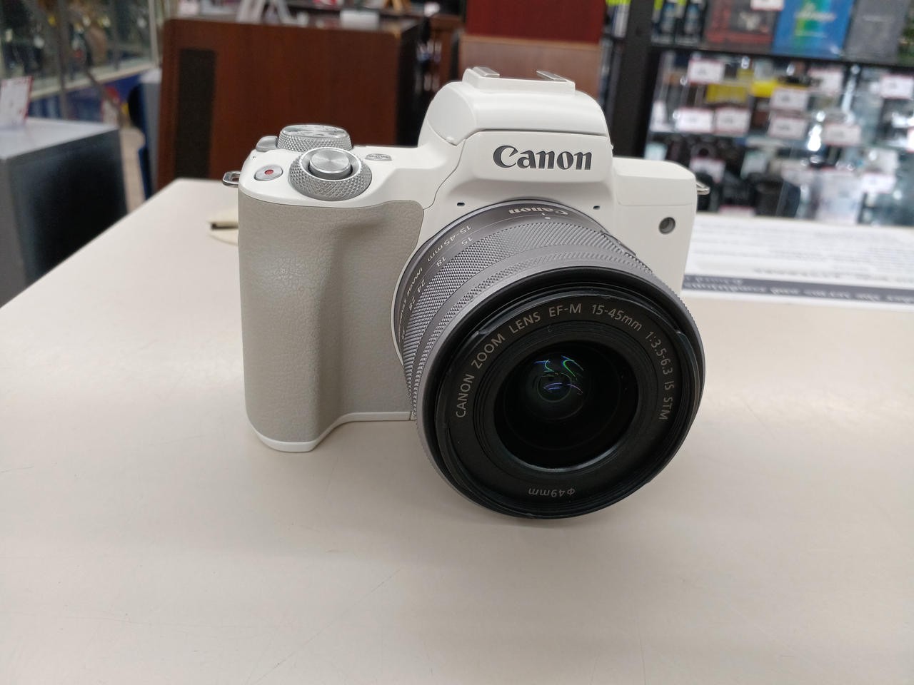 Canon EOS M2 Mirrorless Camera EF-M 15-45mm Kit Used From Japan