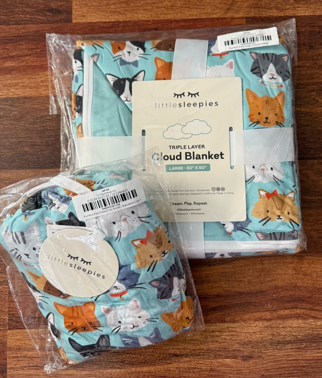 Little Sleepies purfect pals cloud blanket and crib sheet