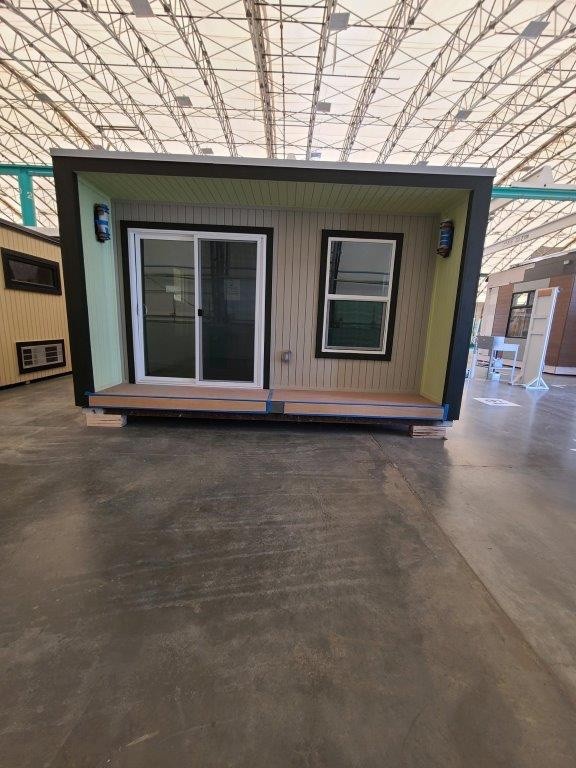 Independent Modular Space with Luxurious Design: Luxmods