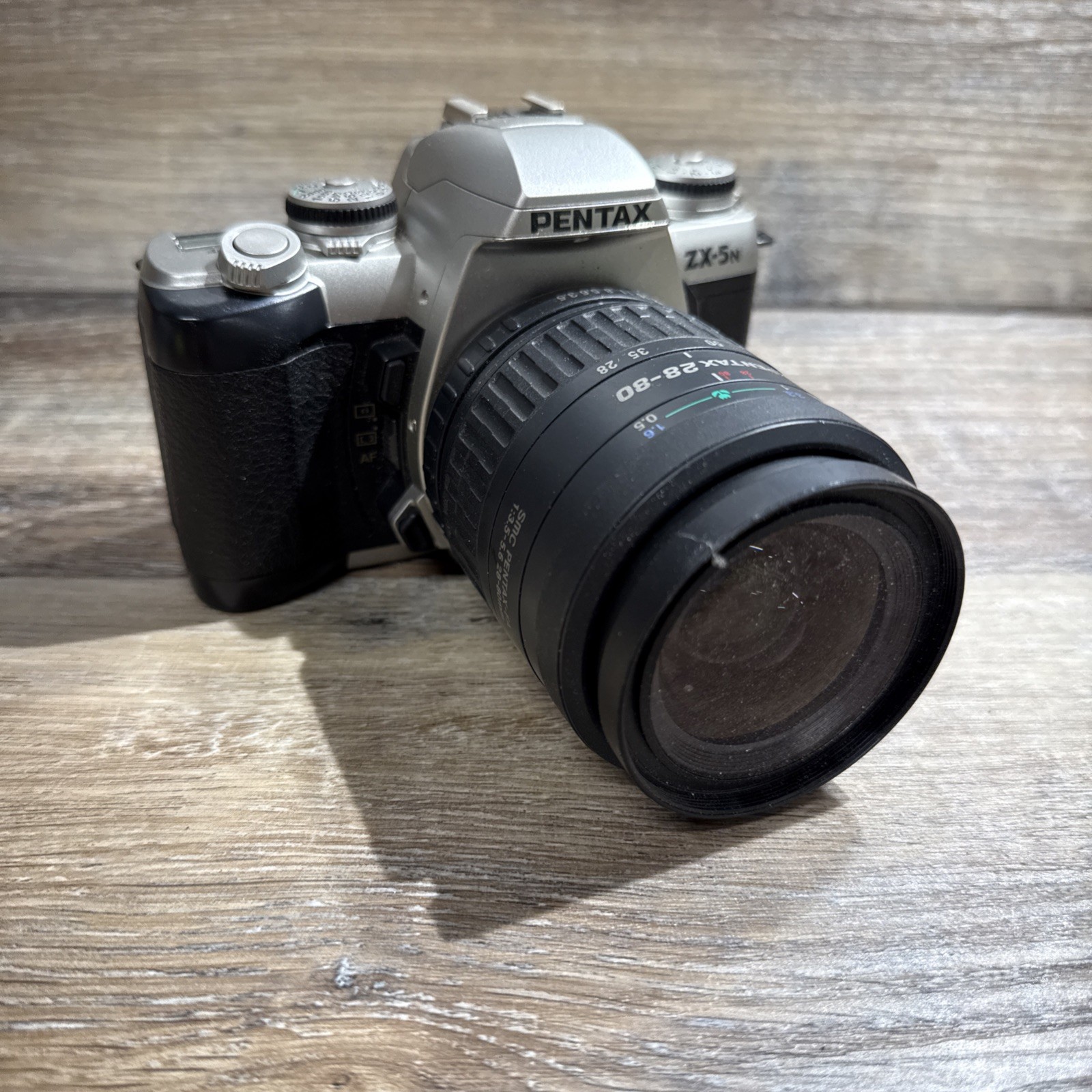 Pentax ZX-5 35mm Film SLR Camera w/ Macro Aspherical AF 28-80mm 1:3.5-5.6 Lens