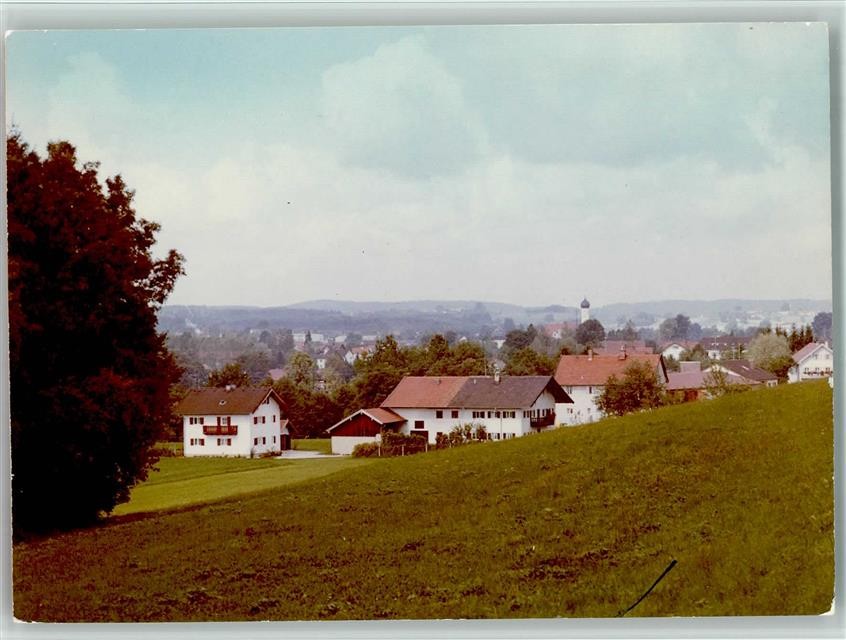 40068128 - 8018 Grafing Local View