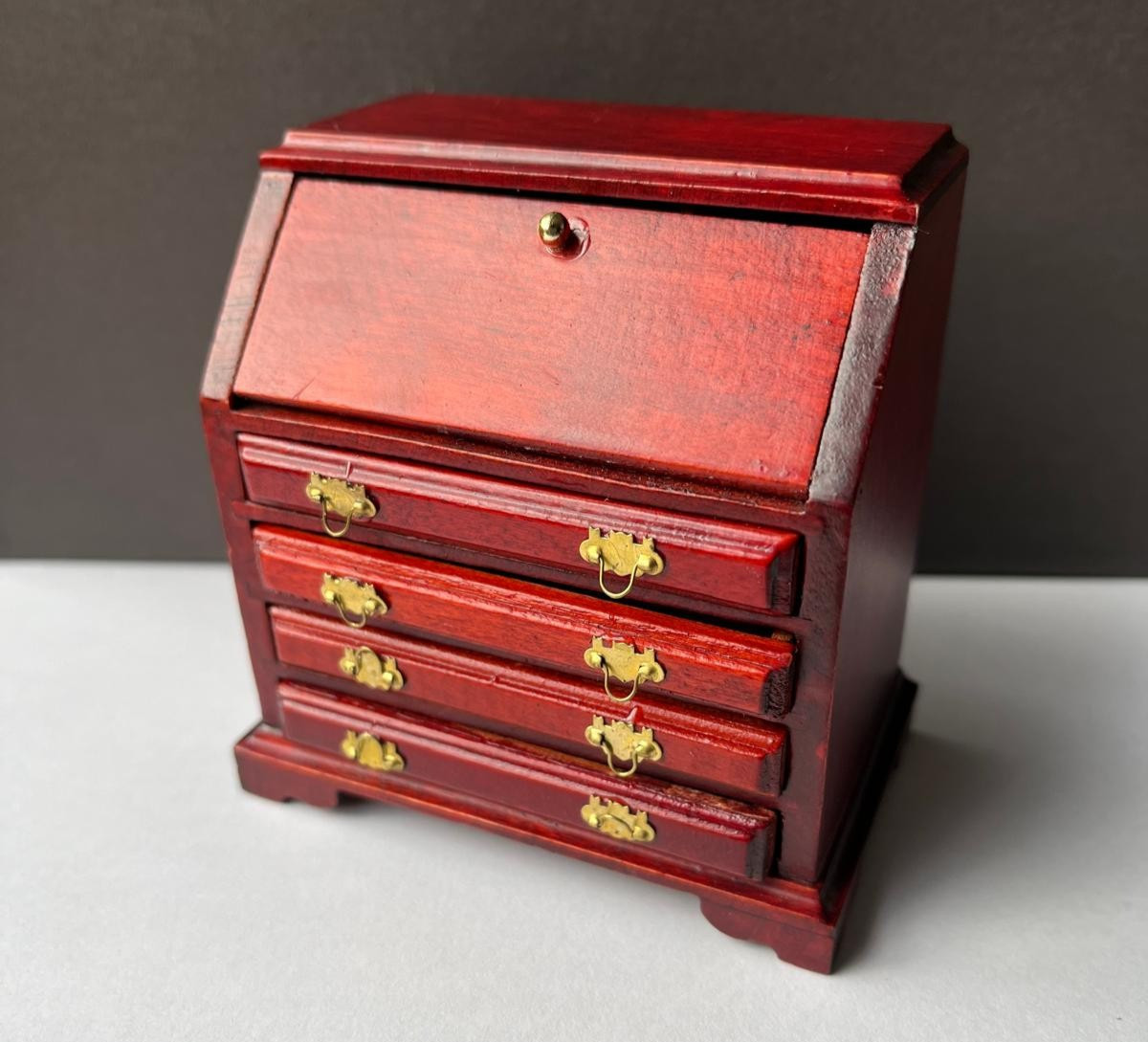 Vintage Dolls House 1:12 Scale Home Decor Mahogany Colour Wooden Bureau Desk