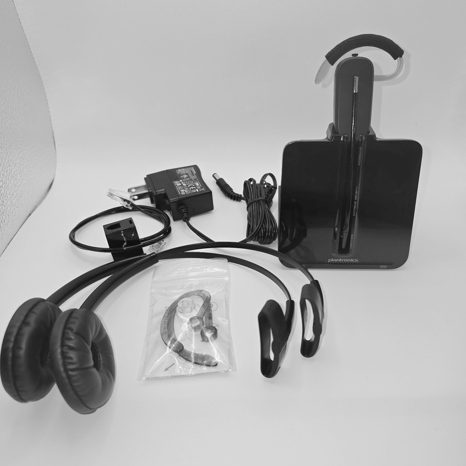 Plantronics CS500XD Headband Wireless Headset W/ Plantronics C054-XD Base Set