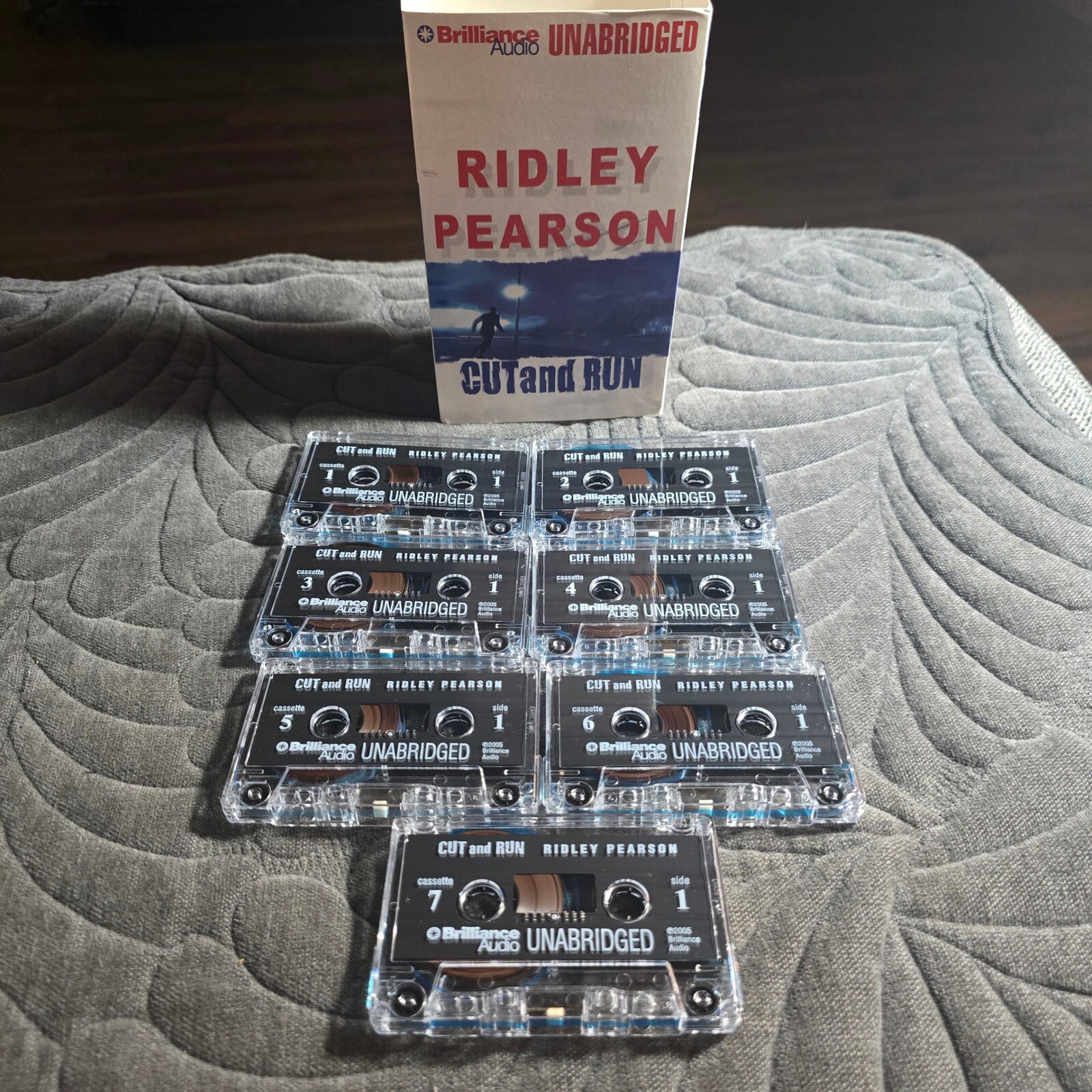 Audio Cassette Book CUT AND RUN by Ridley Pearson - UNABRIDGED