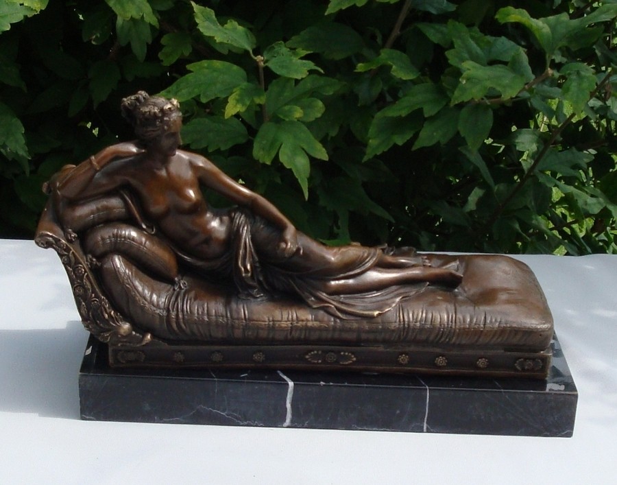 Statue Sculpture Demoiselle Nue Sexy Style Art Deco Style Art Nouveau Bronze mas