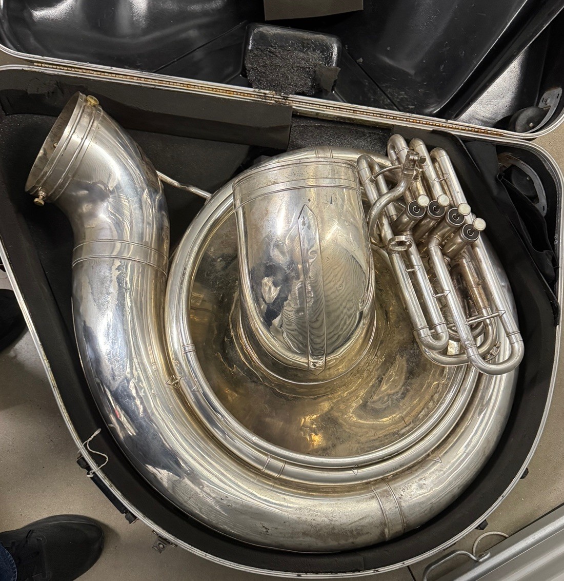 Dynasty USA M890 4 Valve Silver Sousaphone