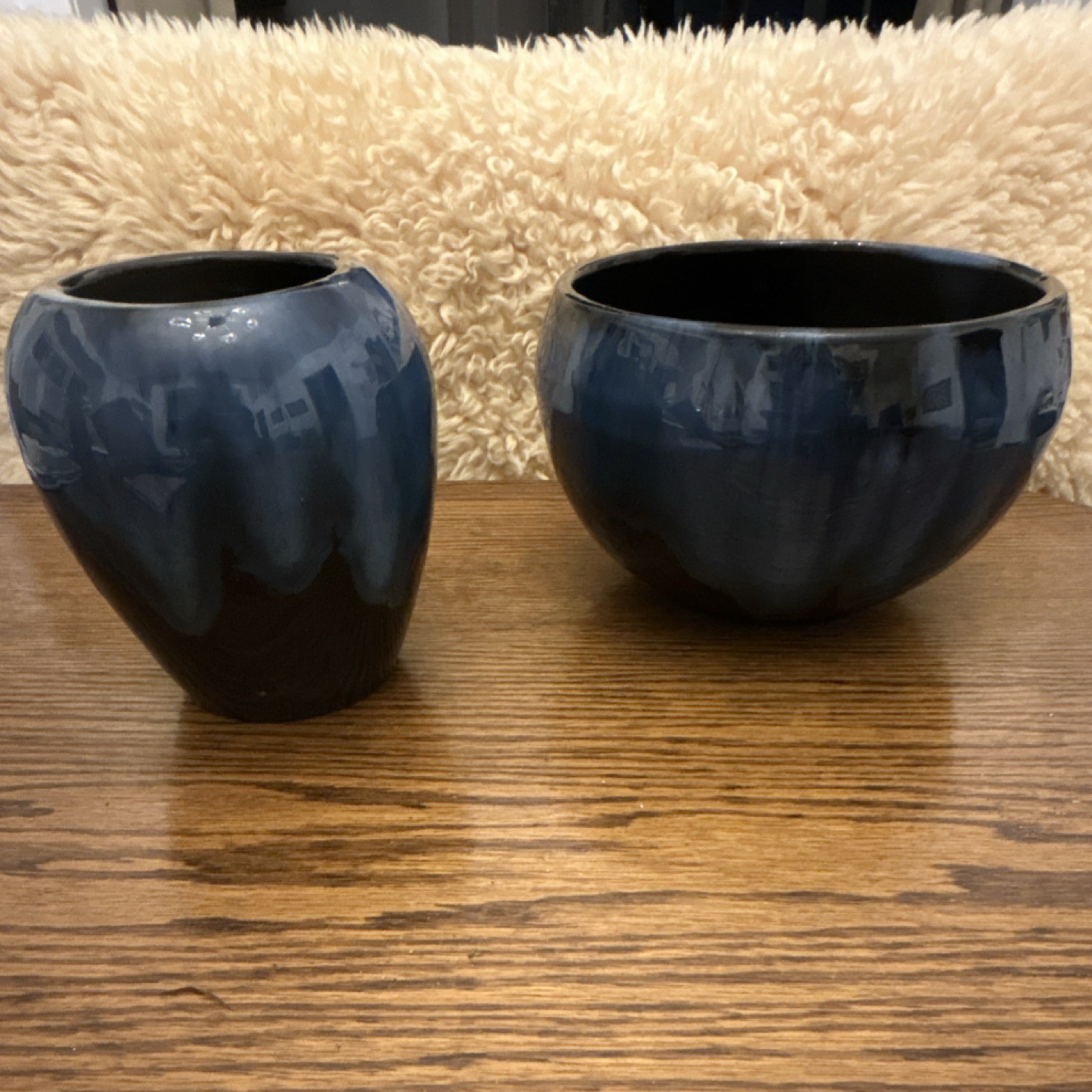 BMP Blue Black Ceramic Round Glossy Pottery Planter Matching Set 2 piece.