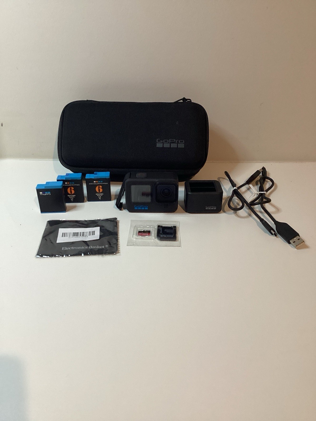 GoPro HERO10 Black Action Camera w/ Charger Batteries SD Card Cables Case TESTED