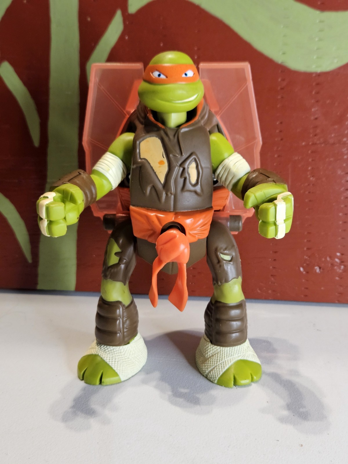 2013 Teenage Mutant Ninja Turtles  Battle N Throw Michelangelo Action Figure