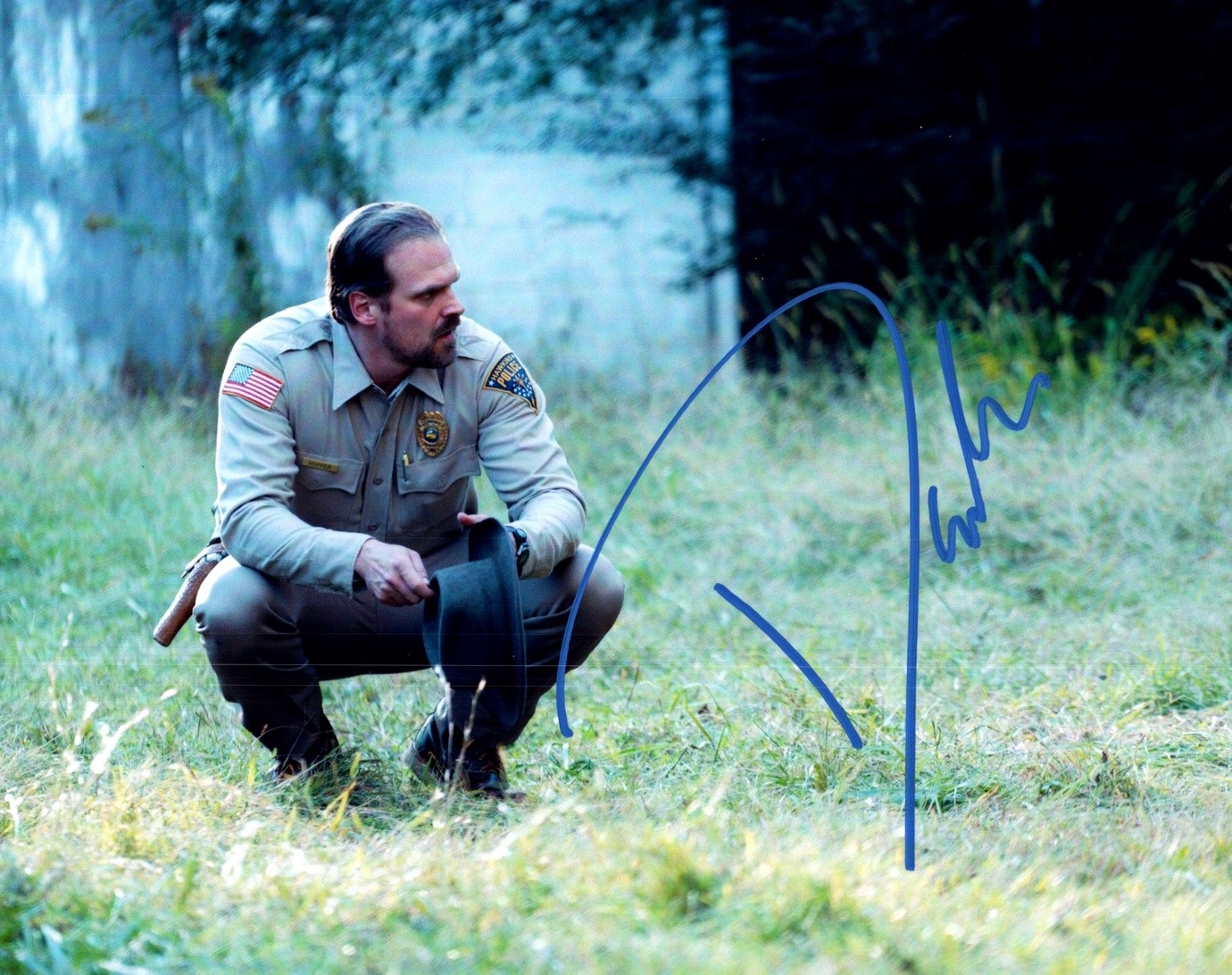 David Harbour Stranger Holding Hat Signed Autographed Photo Authentic 8X10 COA