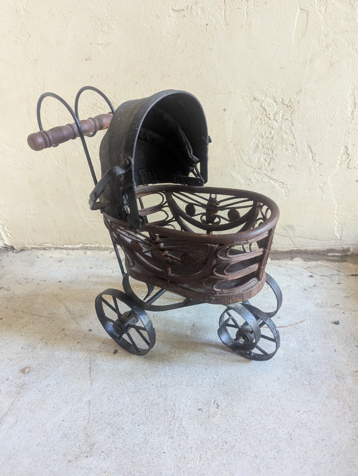 Vintage Doll Stroller Pram Carriage Victorian Style Brown Black