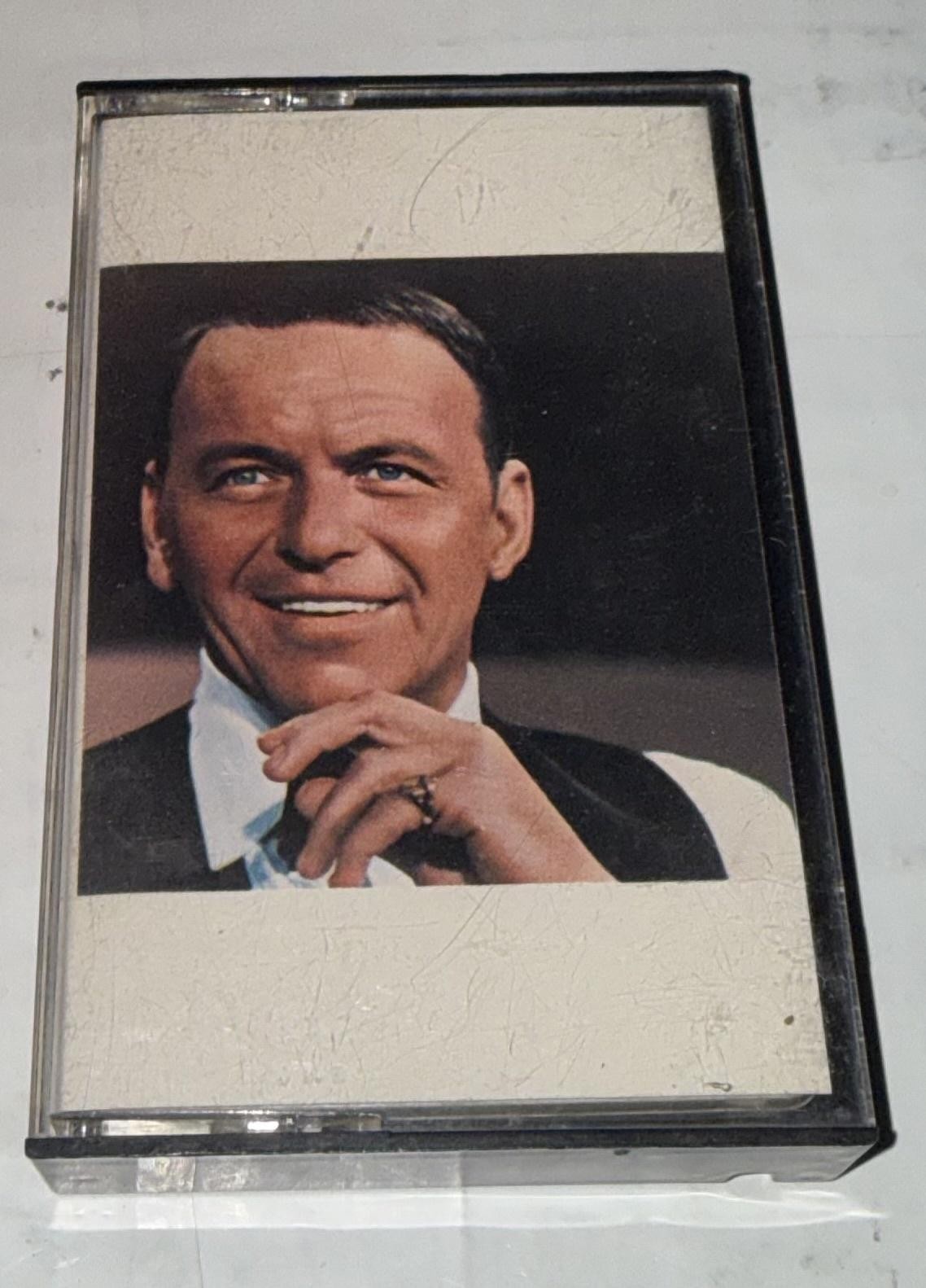 Vintage Frank Sinatra Cassette Frank Sinatra's Greatest Hits Jazz White 1968