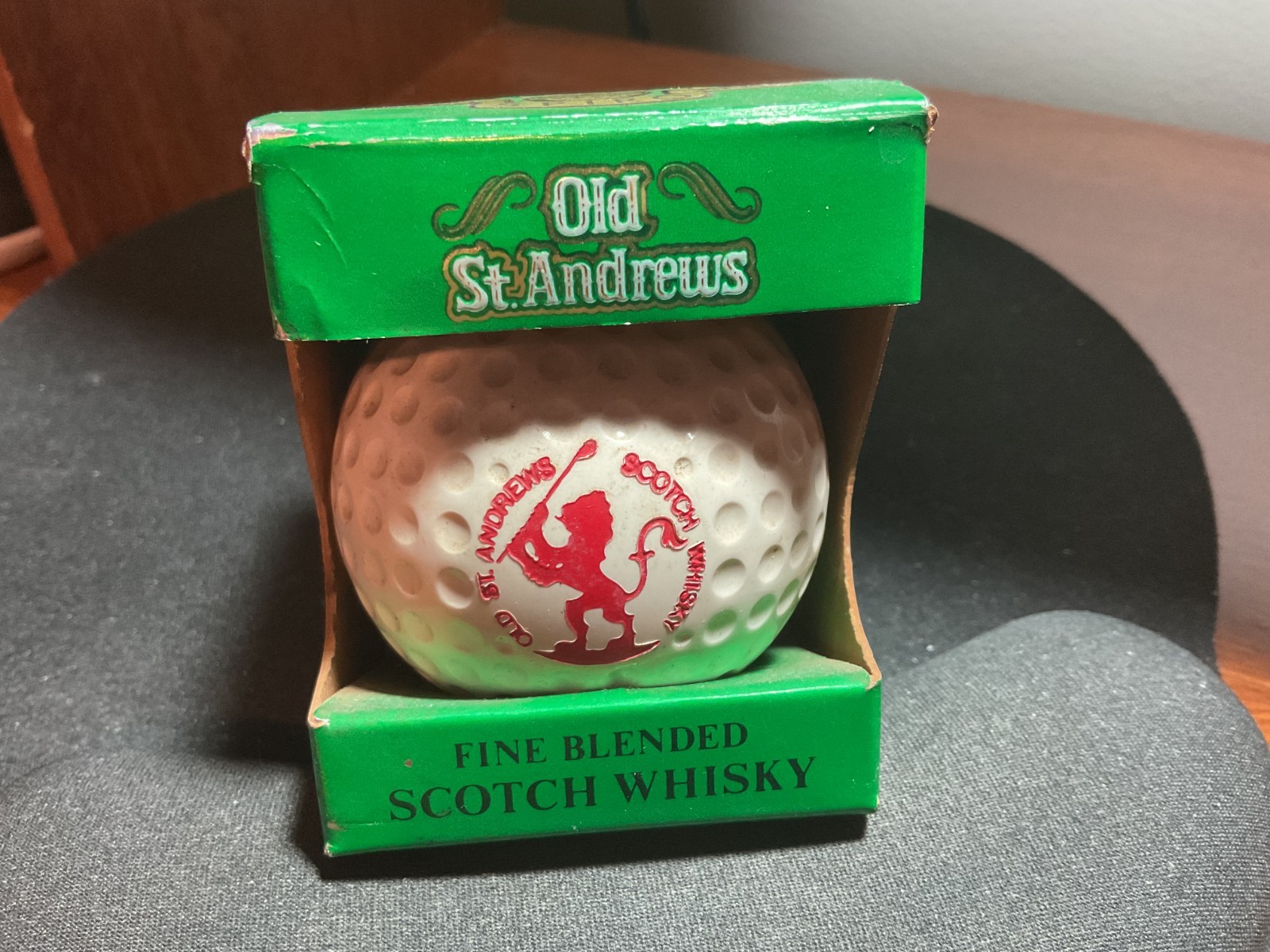 Vintage w Box and Seal 1982 Old St. Andrews Golf Scotch Whiskey Decanter bottle