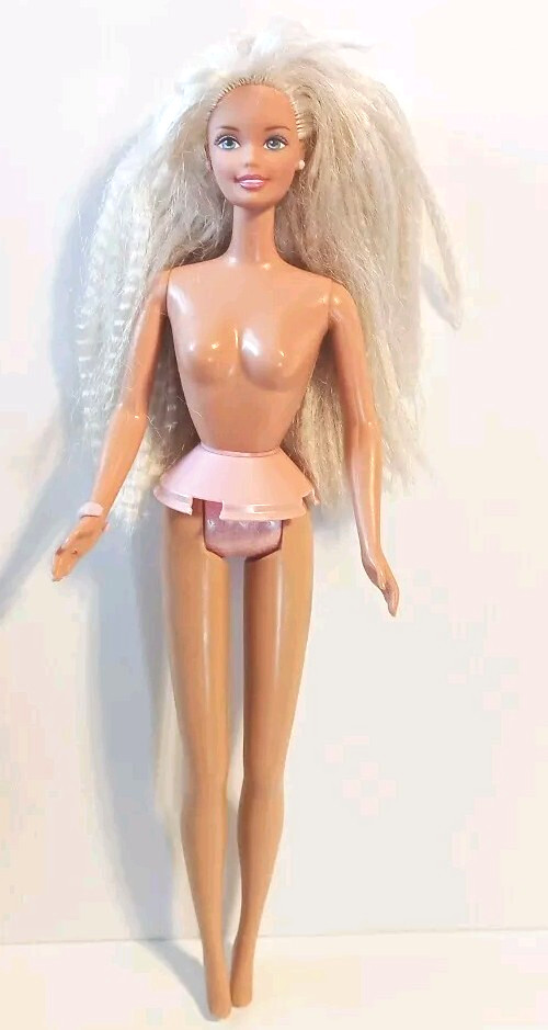 Vintage 1997 Mattel Twirlin' Make-up Barbie 18421 Nude Doll Earrings & Bracelet