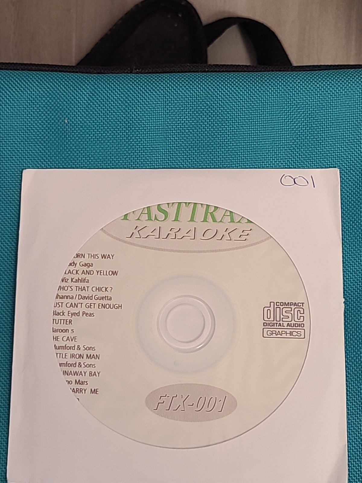 Born this way. Strutter, the cave. Marry me Runaway bay FASTTRAX Karaoke CDG 