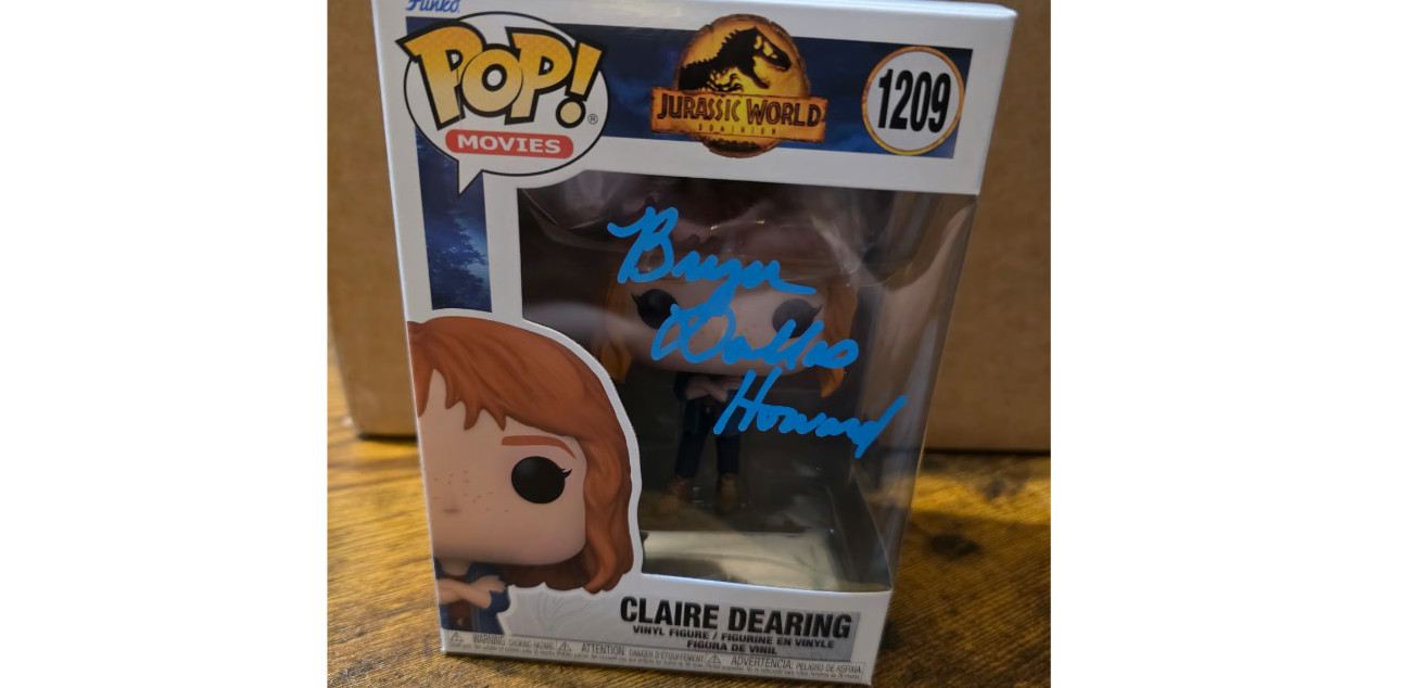 bryce dallas howard signed claire dearing funko